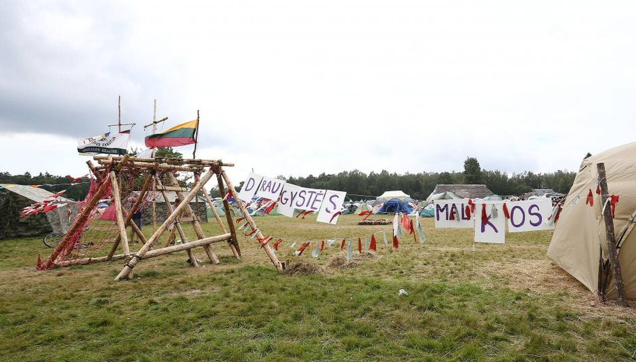 100-mečio stovykla „Laužų karta“ 