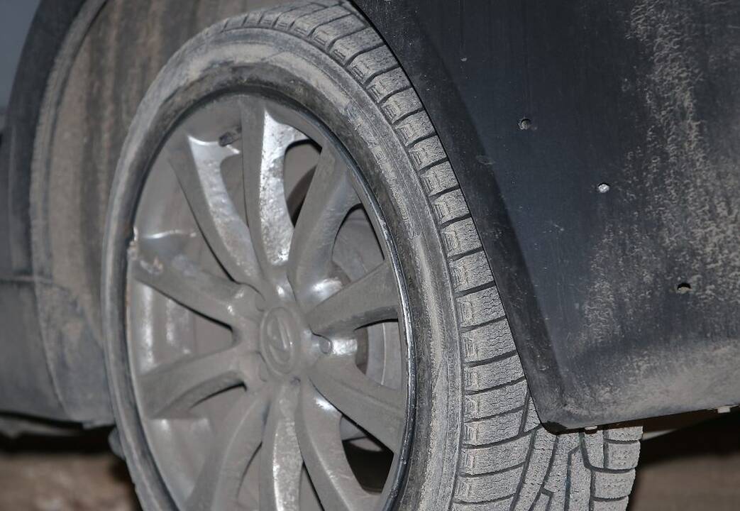 Policijai nestojusio automobilio gaudynės