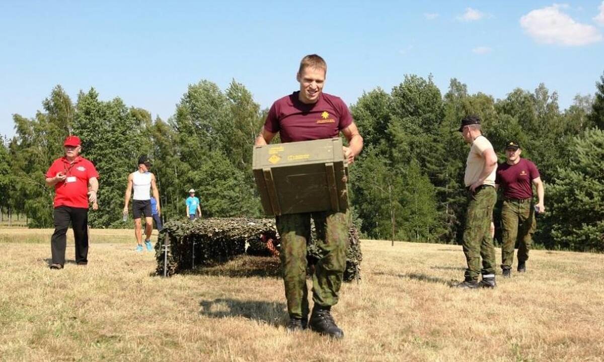 Savanorių pajėgų sporto žaidynės