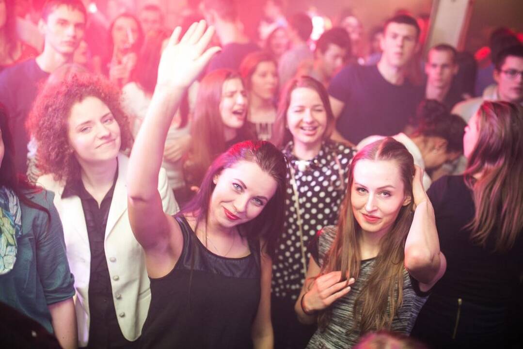 "Tarantino" – pašėlusios romantikos ritmu