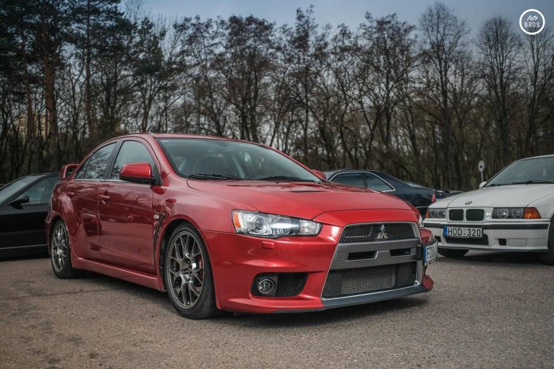Automobilių mėgėjai skelbia sezono pradžią