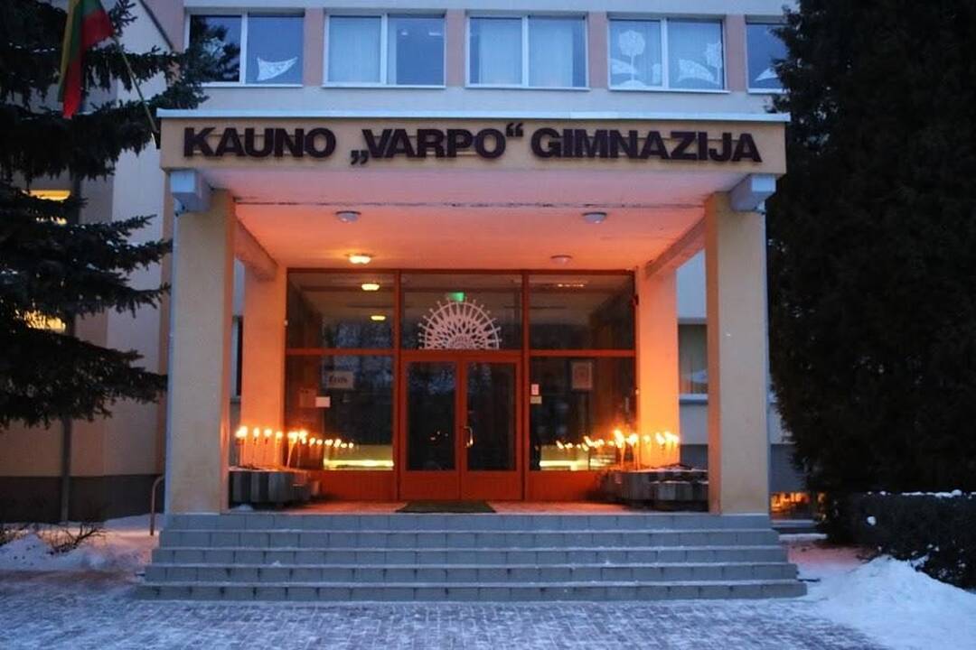 Sausio 13-osios minėjimas „Varpo“ gimnazijoje