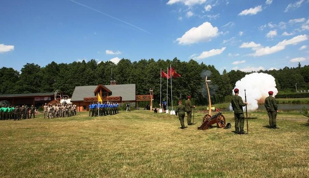 Savanorių pajėgų sporto žaidynės
