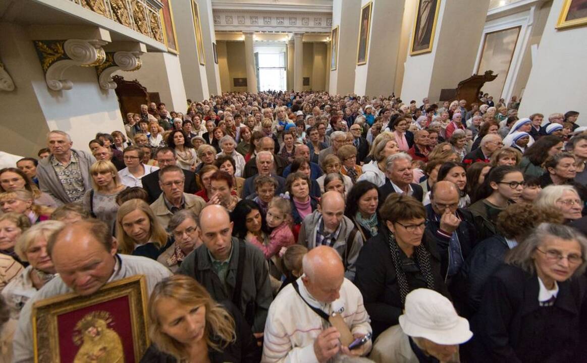Į Vilnių atvežtas T. Matulionio sarkofagas