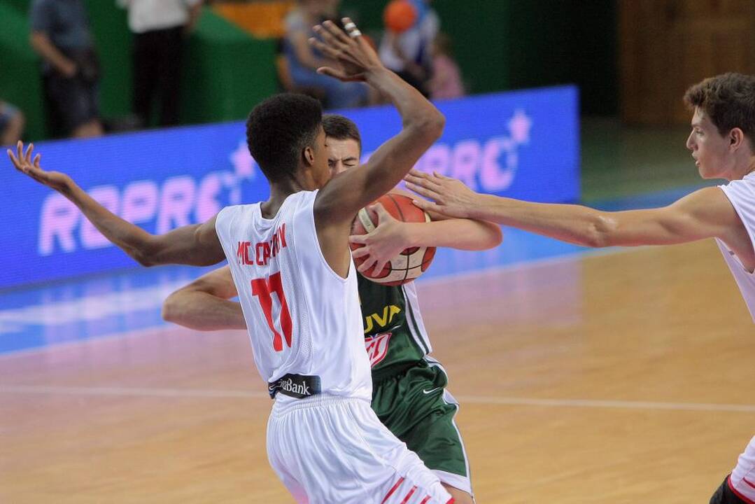 Europos jaunučių krepšinio čempionatas: Lietuva – Ispanija 66:61.