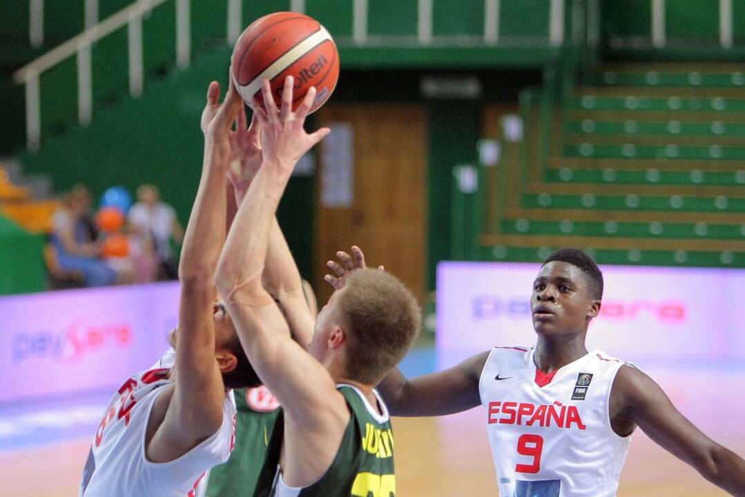 Europos jaunučių krepšinio čempionatas: Lietuva – Ispanija 66:61.
