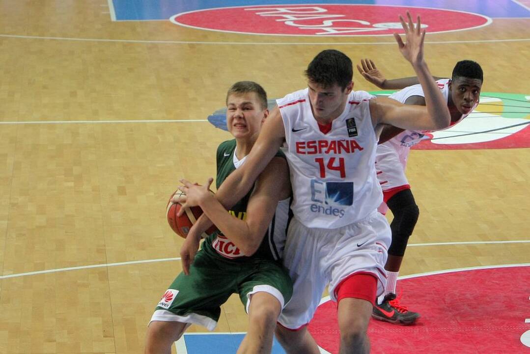 Europos jaunučių krepšinio čempionatas: Lietuva – Ispanija 66:61.