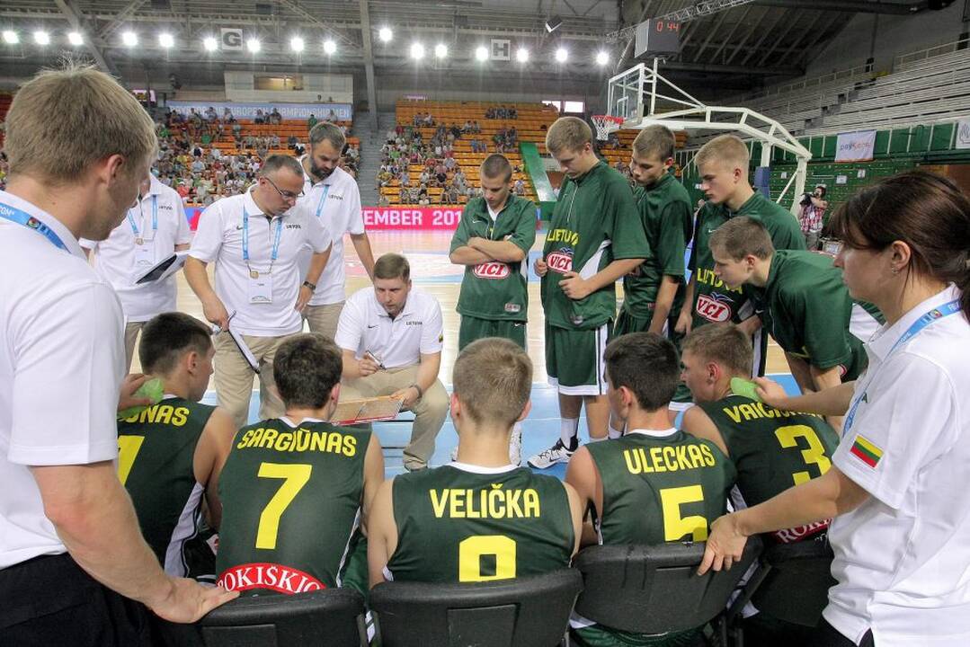 Europos jaunučių krepšinio čempionatas: Lietuva – Ispanija 66:61.