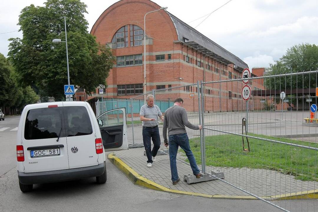 Kaune pradėjo veikti laikinoji autobusų stotis
