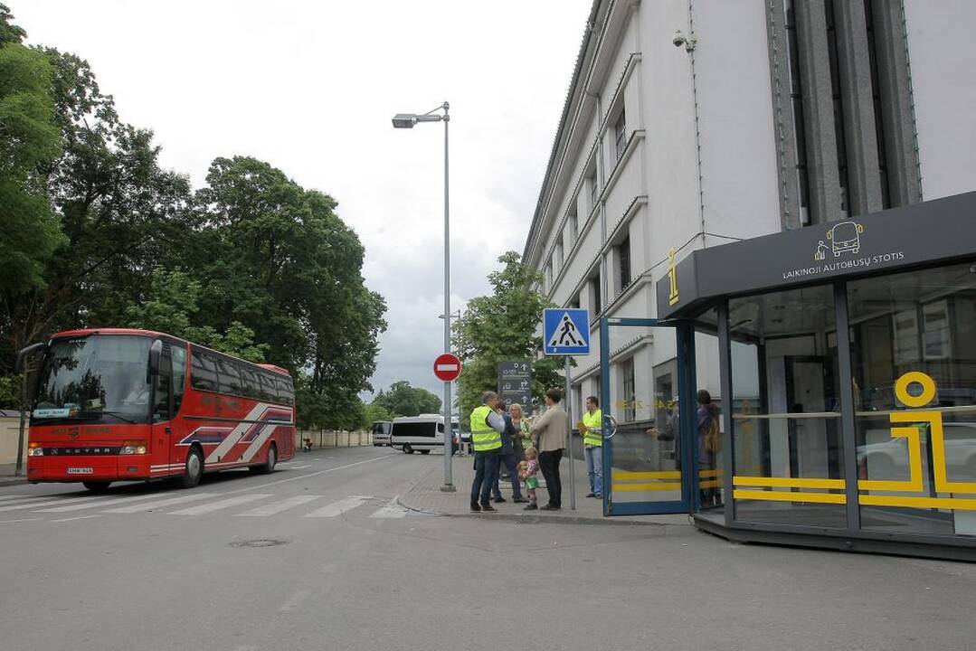 Kaune pradėjo veikti laikinoji autobusų stotis