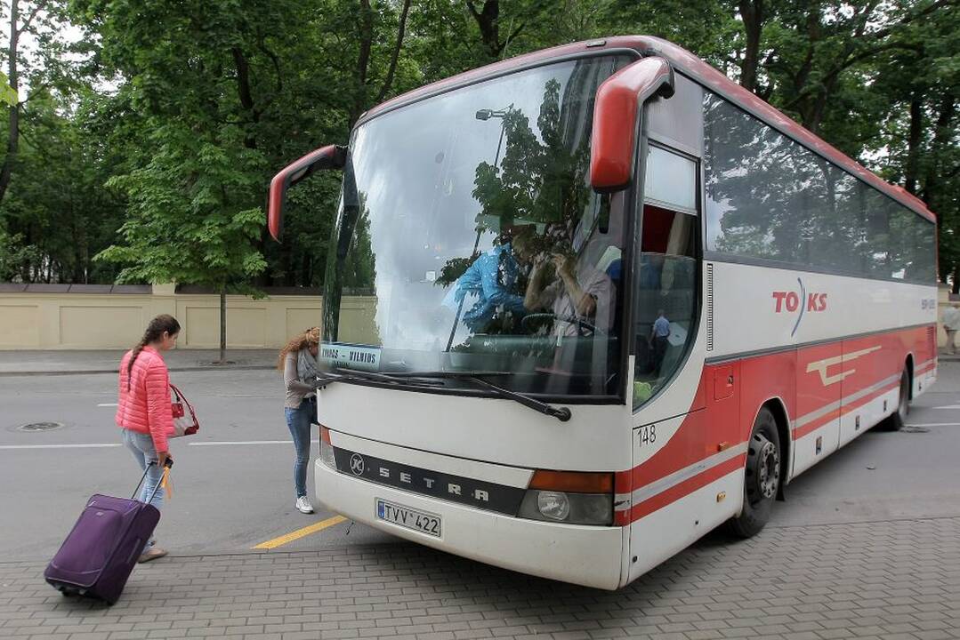 Kaune pradėjo veikti laikinoji autobusų stotis