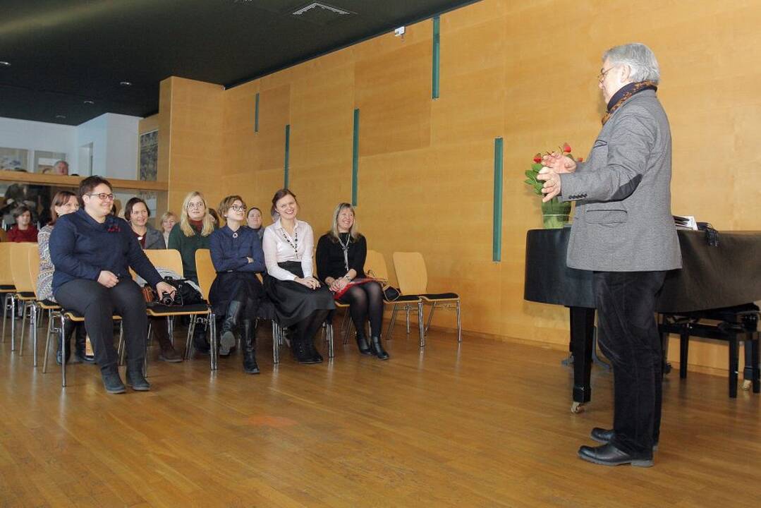 Kultūros ministerija apdovanojo Istorinės prezidentūros muziejaus komandą.