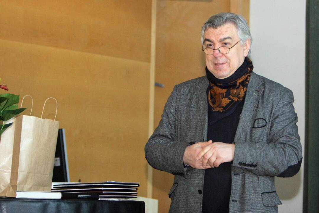 Kultūros ministerija apdovanojo Istorinės prezidentūros muziejaus komandą.