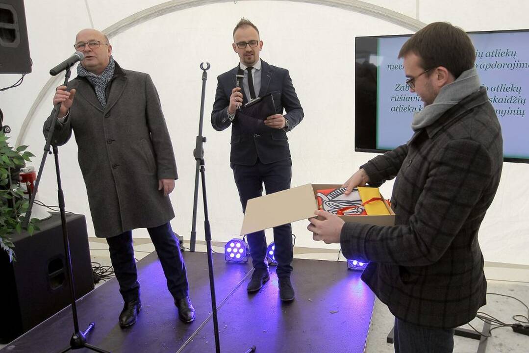Kaune atidaryta komunalinių atliekų mechaninio-biologinio apdorojimo gamykla.