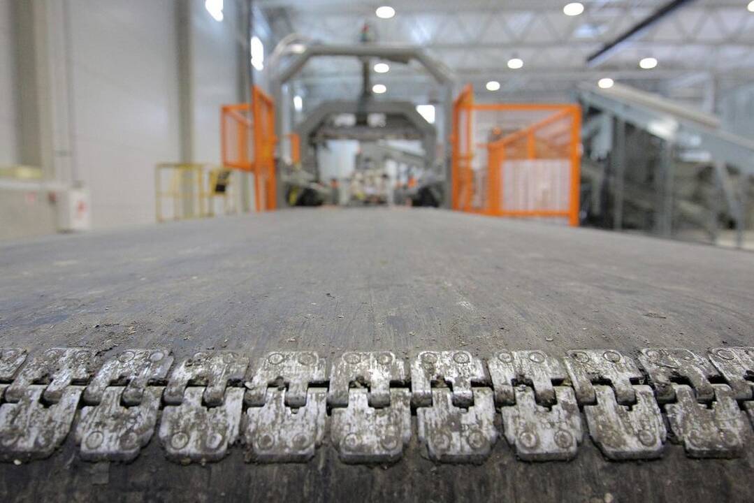 Kaune atidaryta komunalinių atliekų mechaninio-biologinio apdorojimo gamykla.