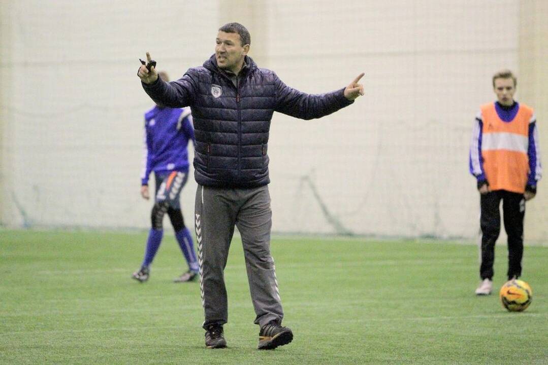 Kauno futbolo klubai „Kauno Žalgiris“ ir „Stumbras“ rengiasi sezonui.