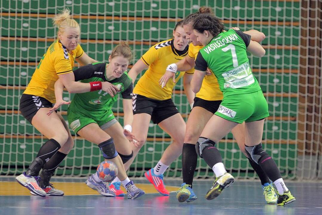 Lietuvos rankininkės Kaune pralaimėjo baltarusėms Europos čempionato atrankos rungtynes 21:29.