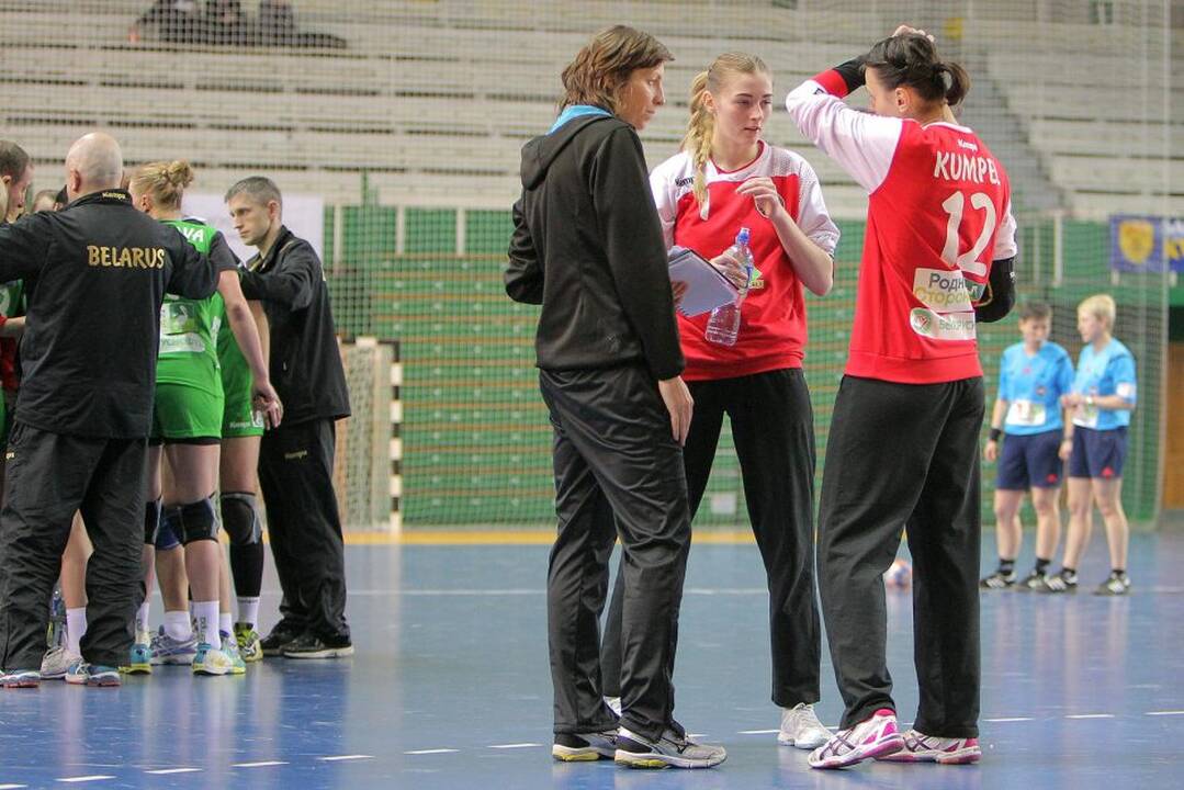 Lietuvos rankininkės Kaune pralaimėjo baltarusėms Europos čempionato atrankos rungtynes 21:29.