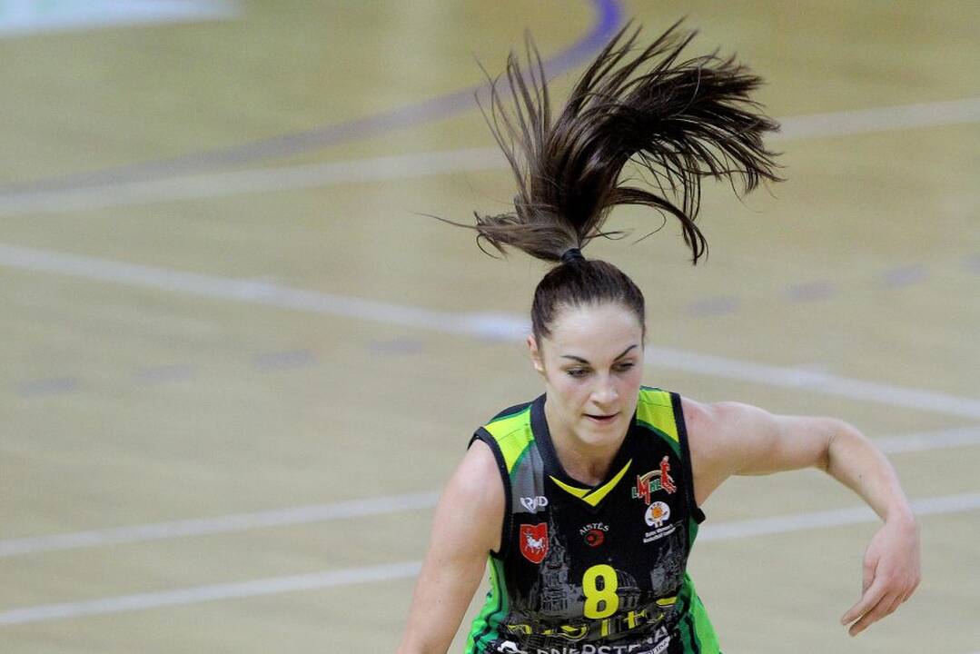 LMKL: Kauno rajono „Hoptrans-Sirenos“ – Kauno „Aistės-LSU“ 95:49.
