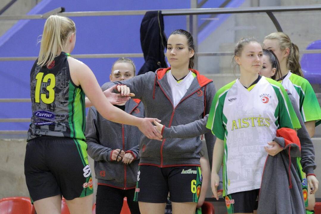 LMKL: Kauno rajono „Hoptrans-Sirenos“ – Kauno „Aistės-LSU“ 95:49.