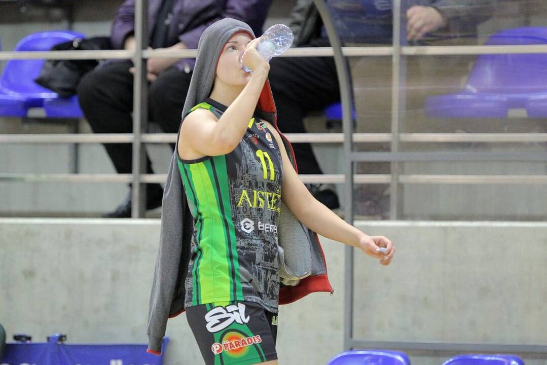LMKL: Kauno rajono „Hoptrans-Sirenos“ – Kauno „Aistės-LSU“ 95:49.