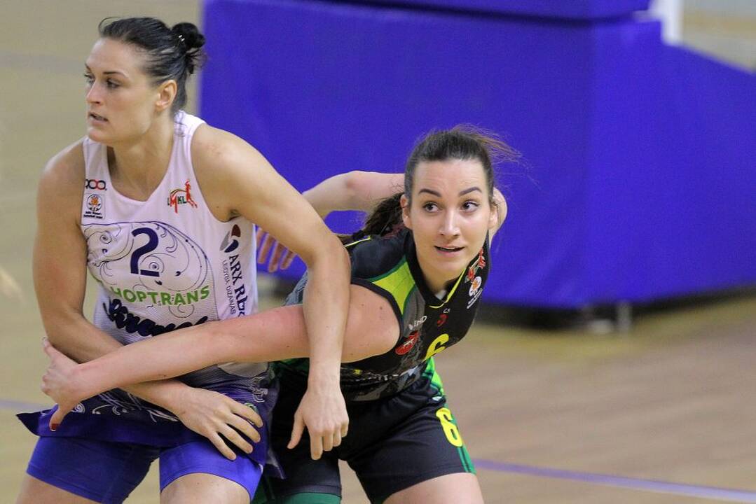 LMKL: Kauno rajono „Hoptrans-Sirenos“ – Kauno „Aistės-LSU“ 95:49.