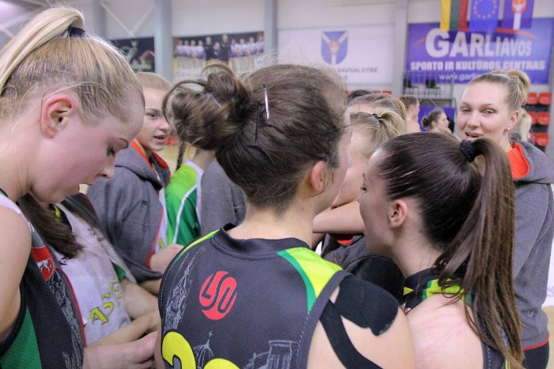 LMKL: Kauno rajono „Hoptrans-Sirenos“ – Kauno „Aistės-LSU“ 95:49.