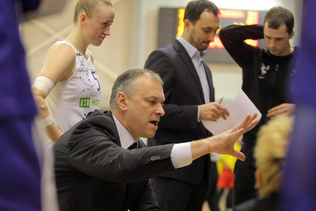 Lietuvos moterų krepšinio lygos ketvirtfinalis Kauno r. „Hoptrans-Sirenos“ – Klaipėdos „Fortūna“ 70:58.