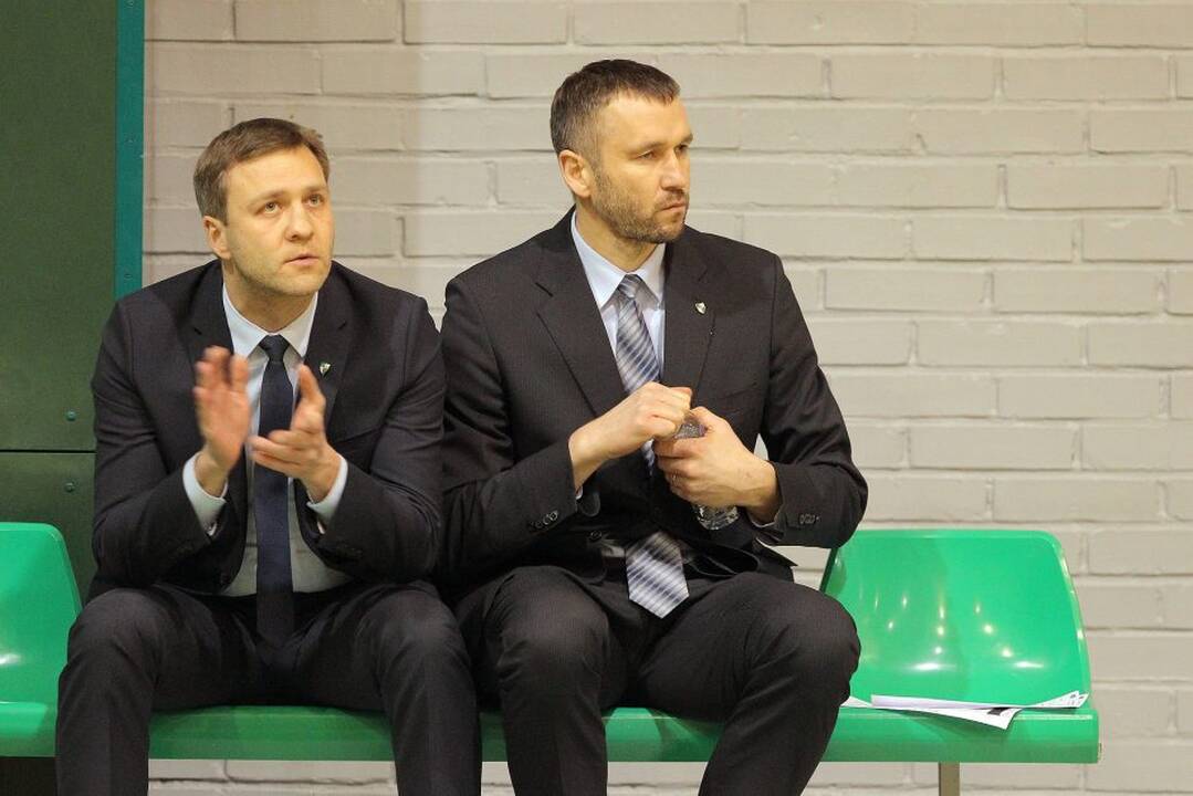 Nacionalinės krepšinio lygos aštuntfinalis: Kauno „Žalgiris-2“ – „Šilutė“ 94:71.