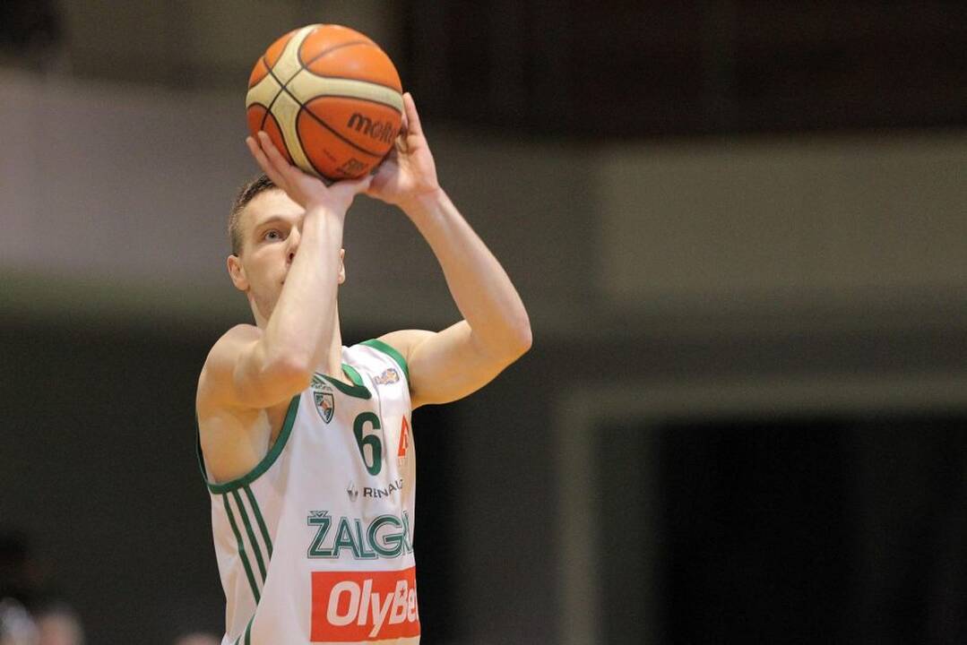 Nacionalinės krepšinio lygos aštuntfinalis: Kauno „Žalgiris-2“ – „Šilutė“ 94:71.