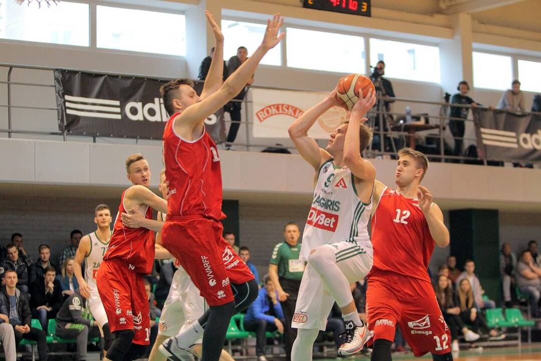 Nacionalinės krepšinio lygos ketvirtfinalis: Kauno „Žalgiris-2“ – „Mažeikiai“ 71:68.