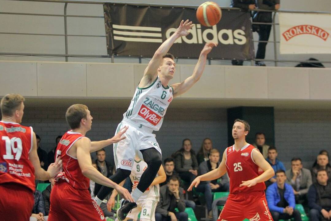 Nacionalinės krepšinio lygos ketvirtfinalis: Kauno „Žalgiris-2“ – „Mažeikiai“ 71:68.