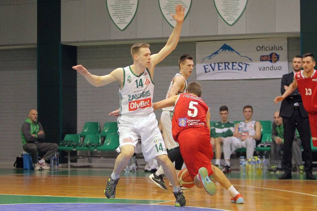 Nacionalinės krepšinio lygos ketvirtfinalis: Kauno „Žalgiris-2“ – „Mažeikiai“ 71:68.