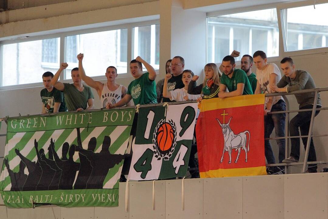 Nacionalinės krepšinio lygos ketvirtfinalis: Kauno „Žalgiris-2“ – „Mažeikiai“ 71:68.
