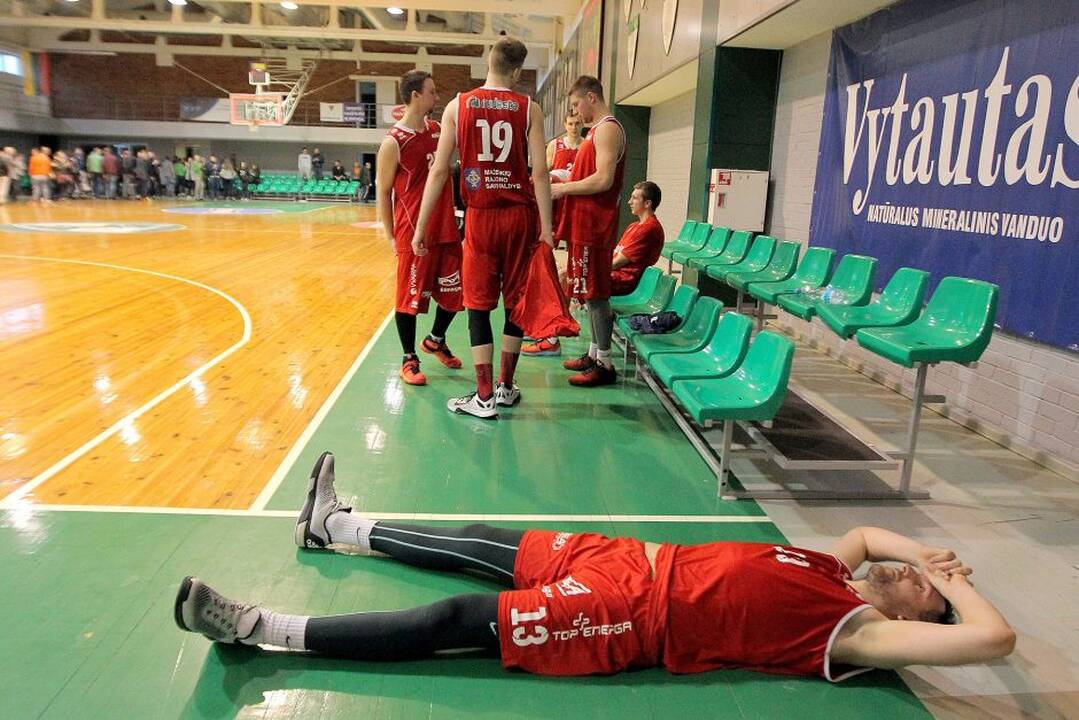 Nacionalinės krepšinio lygos ketvirtfinalis: Kauno „Žalgiris-2“ – „Mažeikiai“ 71:68.