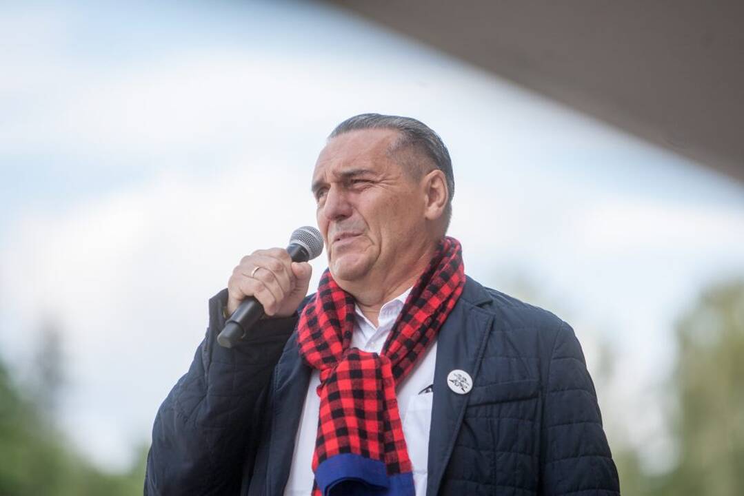 Nadia Savčenko atvyko į PLJS 