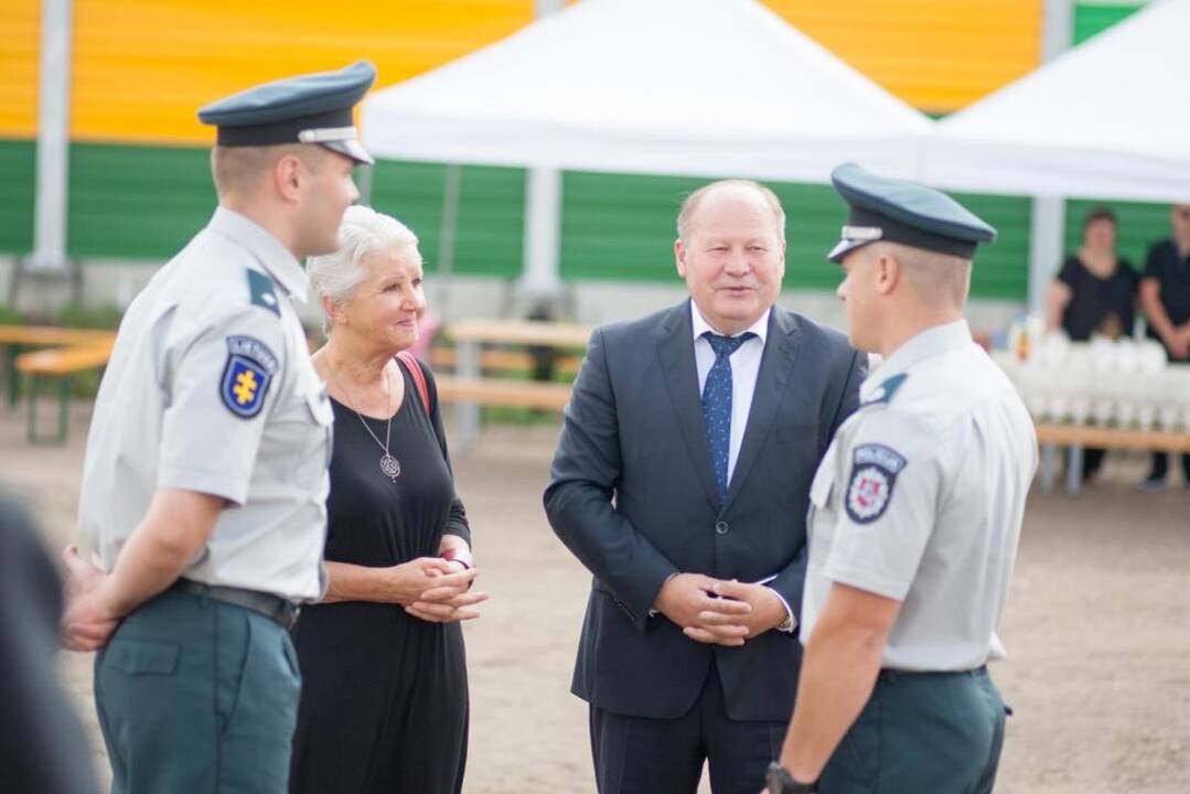 Paminklo atidengimo ceremonija
