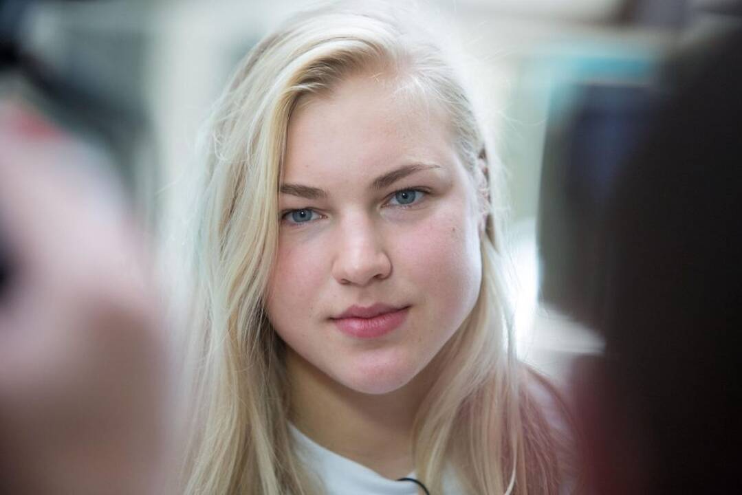 Rūta Meilutytė mokė vaikus plaukti