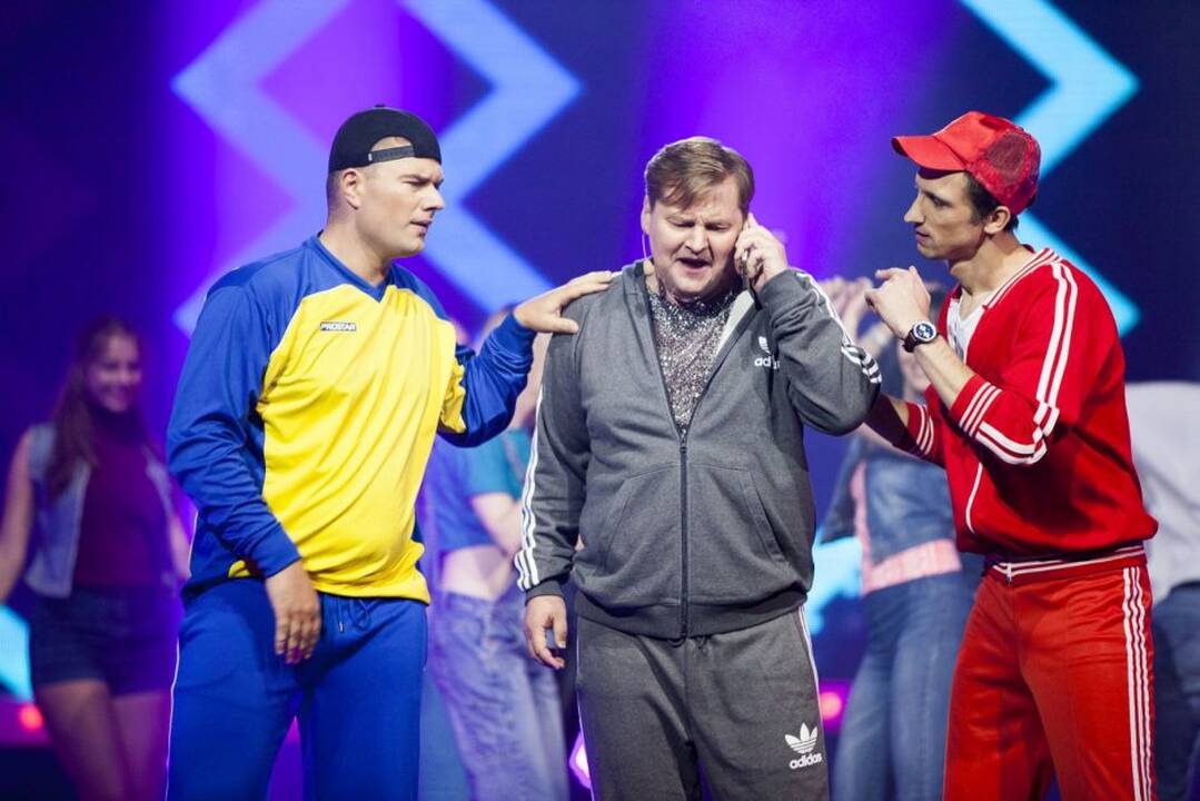 „Auksiniame balse“ skambėjo disko muzikos ritmai