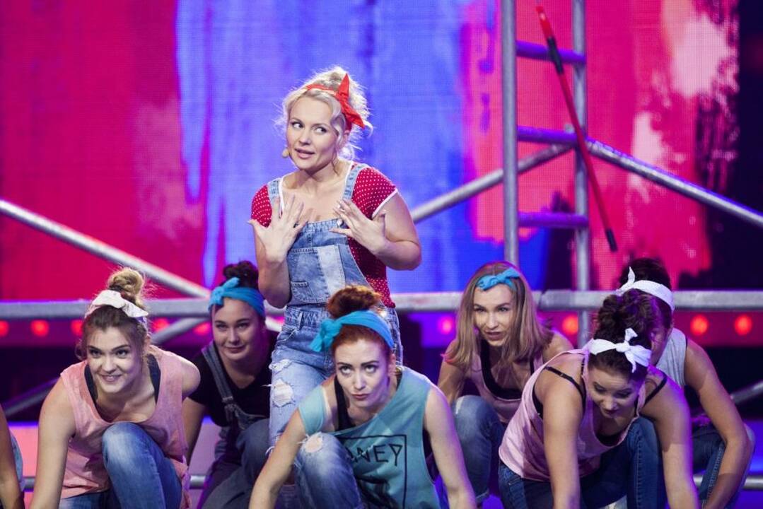 „Auksiniame balse“ skambėjo disko muzikos ritmai