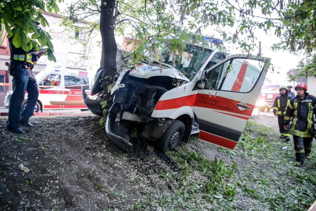 Avarija