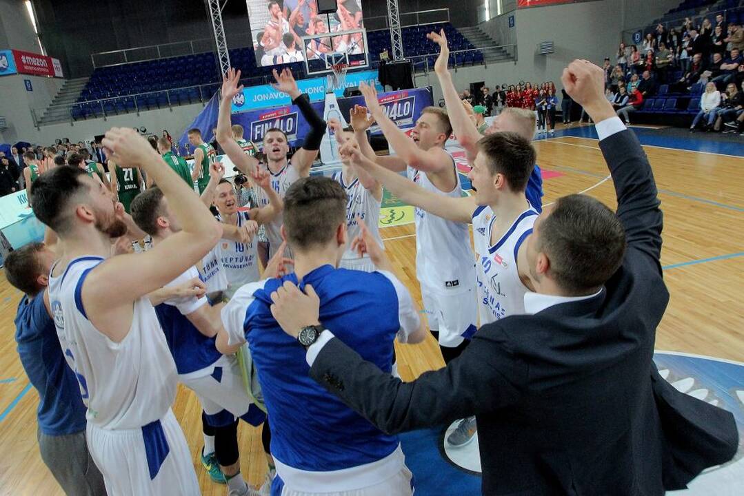 NKL finalas: „Neptūnas-Akv.“ – „Žalgiris-2“ 68:57