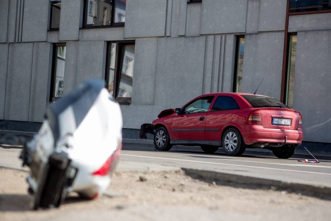 Motociklininko avarija Karaliaus Mindaugo pr.