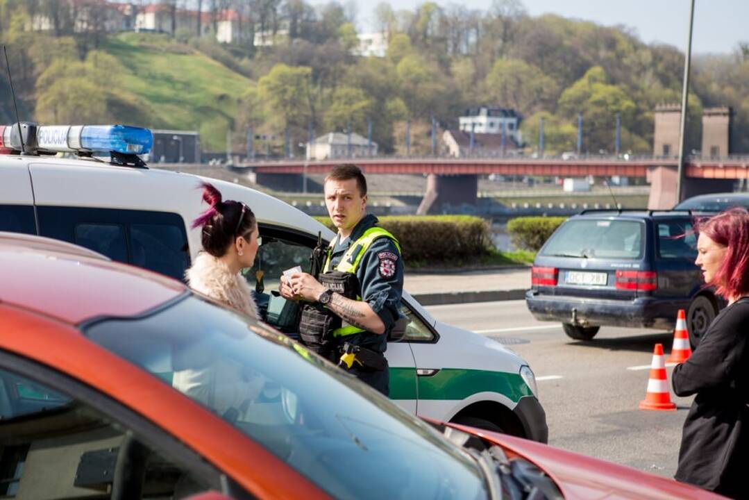 Motociklininko avarija Karaliaus Mindaugo pr.