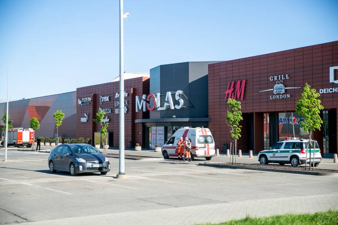 Evakuotas „Molas“