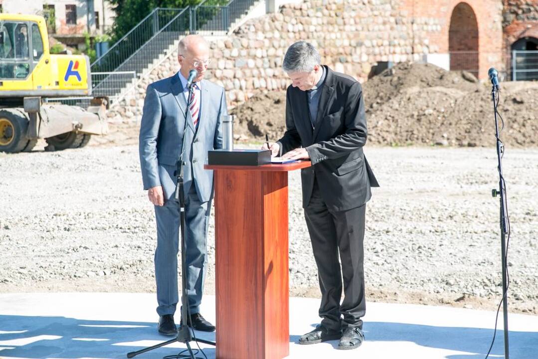 Įkasta Vyčio kapsulė
