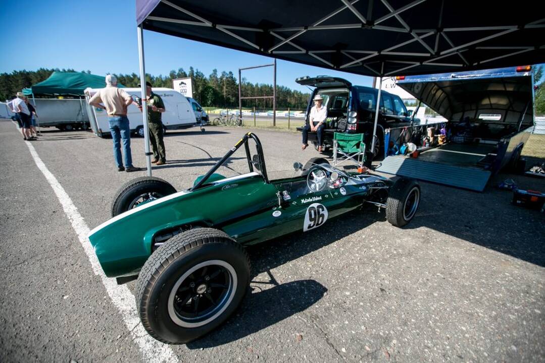 „Formula Junior“ treniruotė „Nemuno žiede“