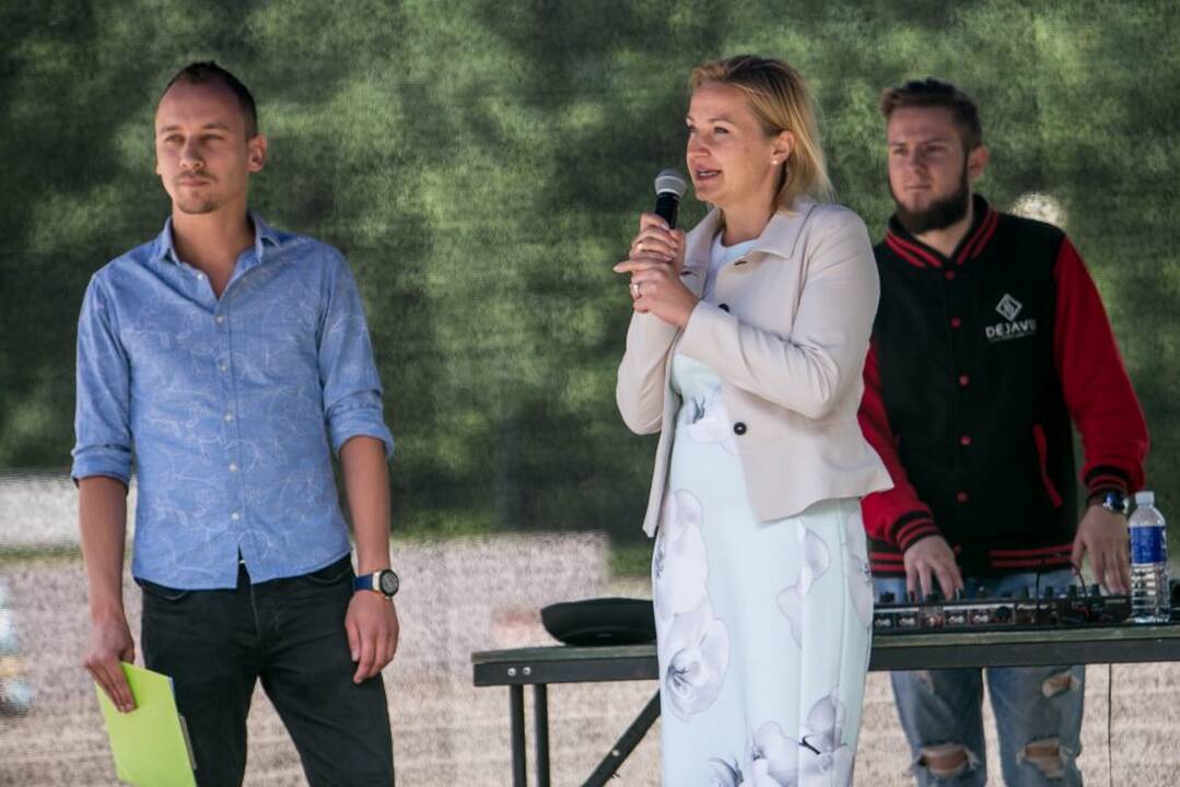 Protesto akcija „Kabinu sportbatį ant vinies 2018“