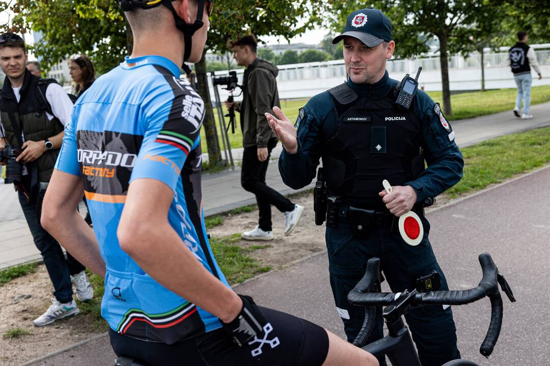 Reidas, skirtas nesaugaus važiavimo mikrojudumo priemonėmis prevencijai