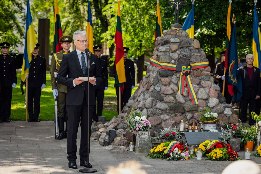 Okupacijos, genocido ir sovietmečio represijų aukų pagerbimo ceremonija